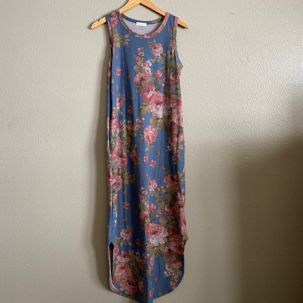 Floral Maxi Dress with Pockets